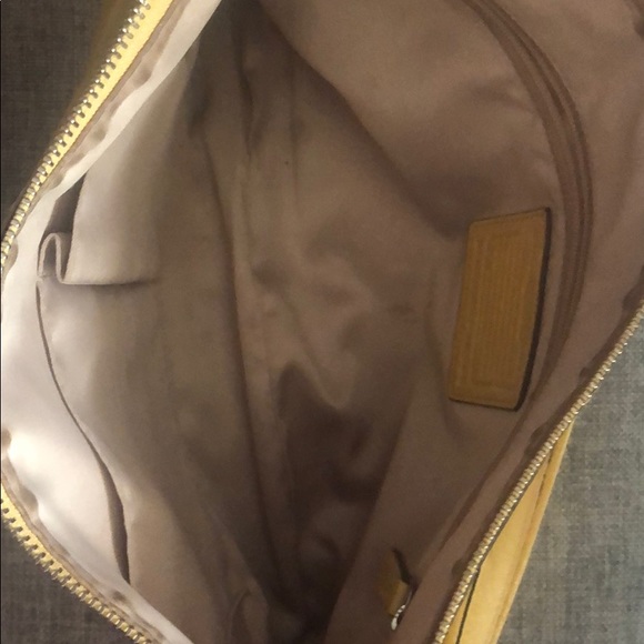 SOLD Coach Poppy Hippie Crossbody - Picture 6 of 8